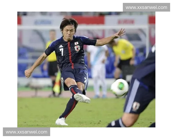 日本职业足球联赛发展历程与亚洲足坛影响力全景解析俱乐部生态与商业模式